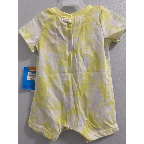 BABY SHARK 2 PIECE 6/9 MONTHS NEW - Picture 3 of 9